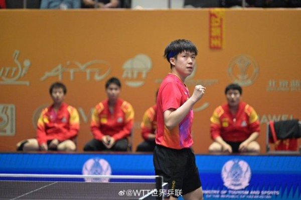 亚锦赛国乒男团3-1中国台北夺冠 王楚钦再拿2分
