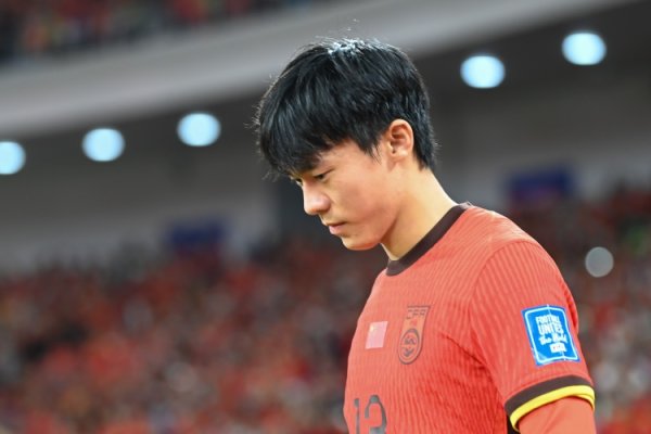 胡荷韬：与澳大利亚硬碰硬谁输谁赢不一定，主指导教练员对我们有