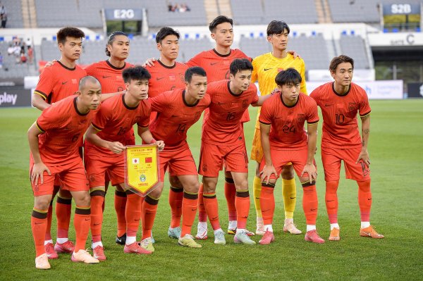 津媒：国足防卫  低迷&攻击  也难组织，两连败0得