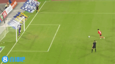第87分钟，镇江队守门员送点，陈开忠主罚十二码球命中，苏州4