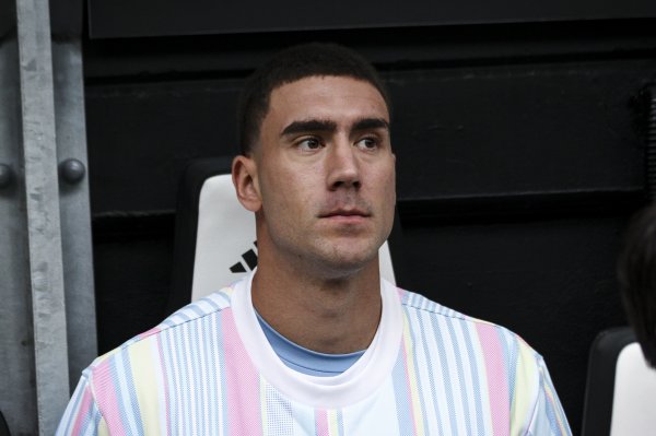 名宿：奥蓬达只是二前场球员，弗拉霍维奇作为箭头时尤文更具角逐