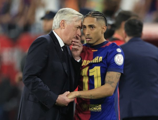 阿斯：拉菲尼亚不会杆位出战玻利维亚，安帅将对阵形    大轮