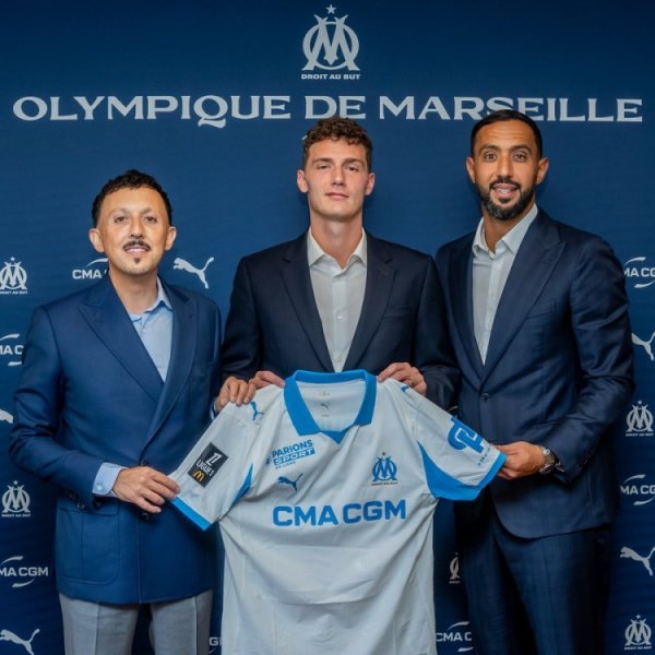 队报：周末马赛职业联赛  主场作战  对阵洛里昂，帕瓦尔有望