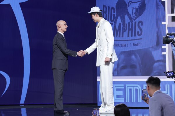 萧华：要培养更多像杨瀚森一样的优秀球员 让更多中国体育选手 