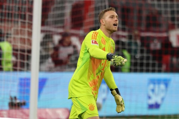 0出场！拜仁外租守门员佩雷茨：我在汉堡踢不上球，冬窗可能谋出路