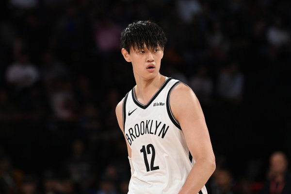 曾凡博：我很幸运能接触到NBA的舞台 无论以后在哪儿都会热爱