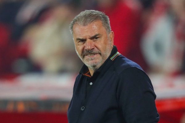 光速下课，澳波是森林队史首位执教球队8场赛事  未尝胜绩的主