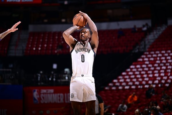 雷霆官方：球队签下前篮网后场球员 23年22号秀达里克-怀特