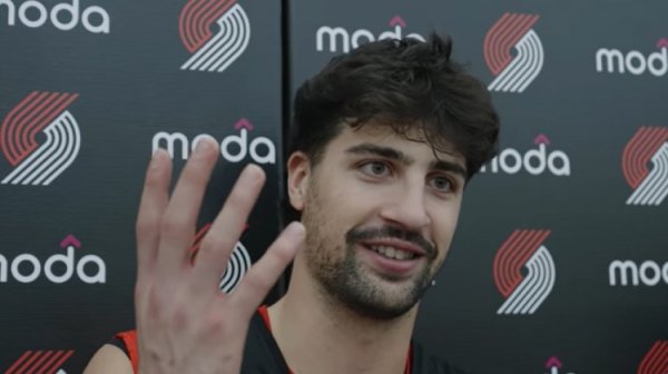 阿夫迪亚：我的中文正在进步 当杨瀚森掩护配合时我总说“右手 