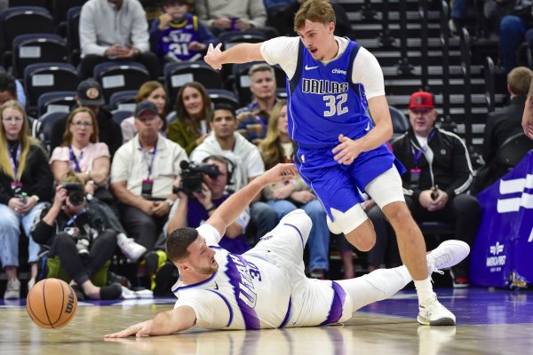 弗拉格谈常规赛首秀：各种情绪都有一点 包括焦灼  焦虑